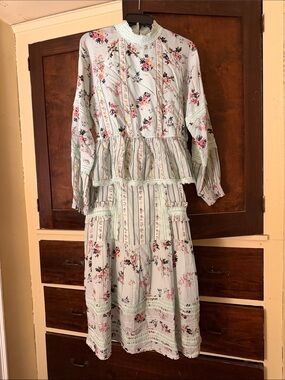 HEMANT & NANDITA Mint Floral Tiered Long Sleeve Dress